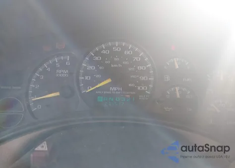 2000 Chevrolet Silverado 1500 Ls z USA, uszkodzony, nr VIN 1GCEC19T0YZ115267